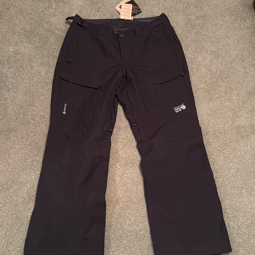 Mountain Hardware Cloud BankGore-Tex pants